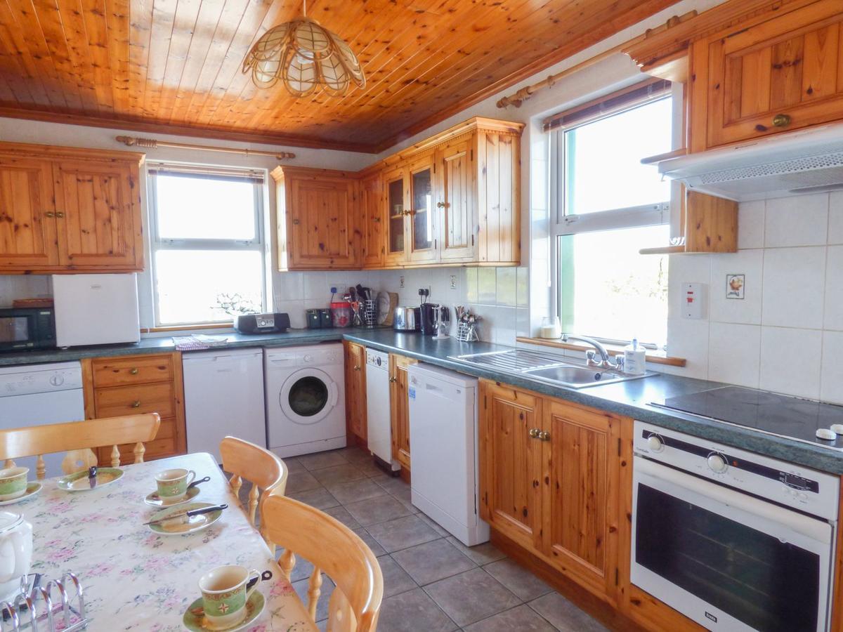 Seaview Cottage Ballyvaughan Exterior foto